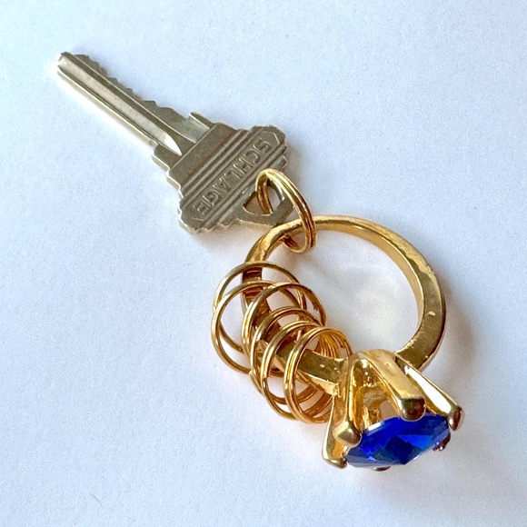 Key Ring, Faux Sapphire Keychain - Picture 7 of 8